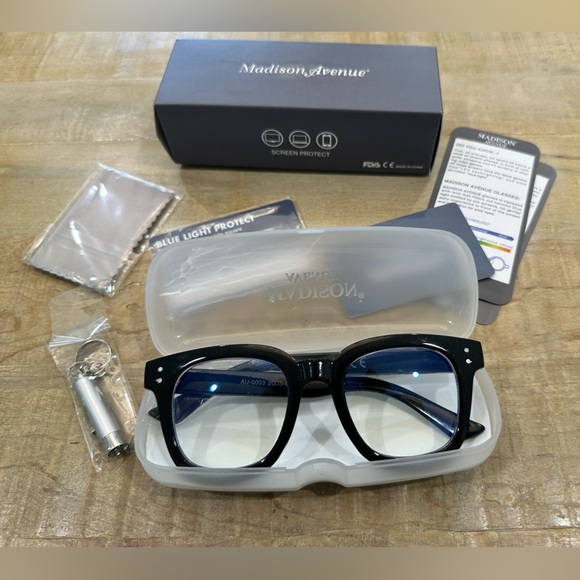Madison Avenue blue light blocking glasses oversized Uv protection computer - Picture 12 of 16